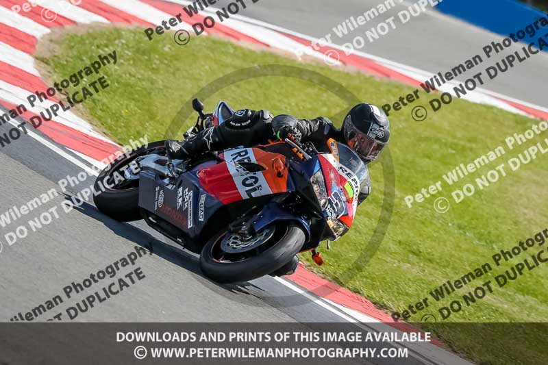 donington no limits trackday;donington park photographs;donington trackday photographs;no limits trackdays;peter wileman photography;trackday digital images;trackday photos